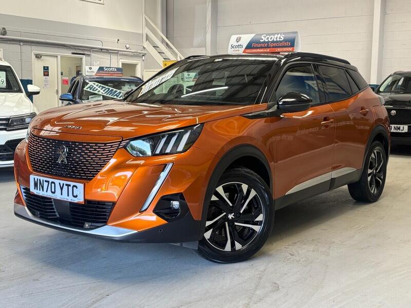 Peugeot E-2008 view 3