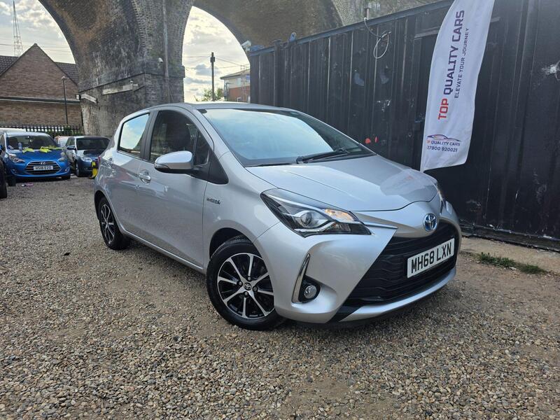 Toyota Yaris 1.5 VVT-h Icon Tech E-CVT Euro 6 (s/s) 5dr