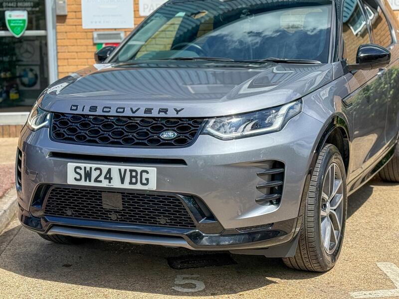 Land Rover Discovery Sport view 6