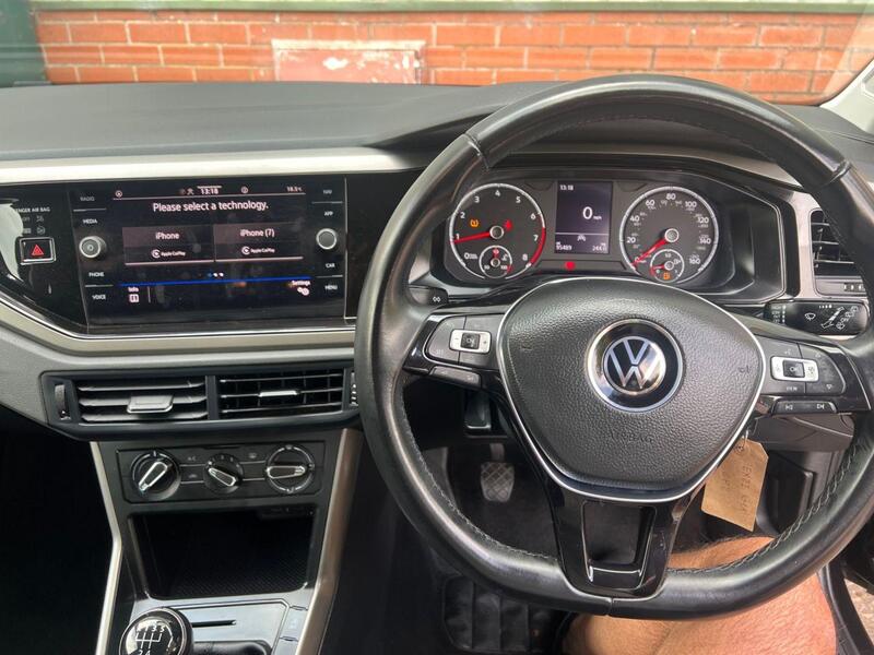 Volkswagen Polo view 19