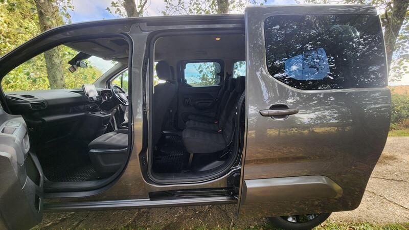 2019 Vauxhall Combo Life — photo 30