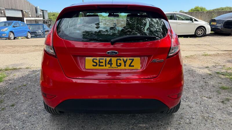 2014 Ford Fiesta — photo 6