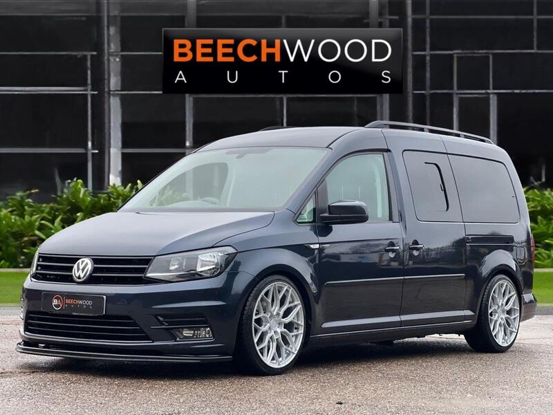 Volkswagen Caddy Maxi Life view 2