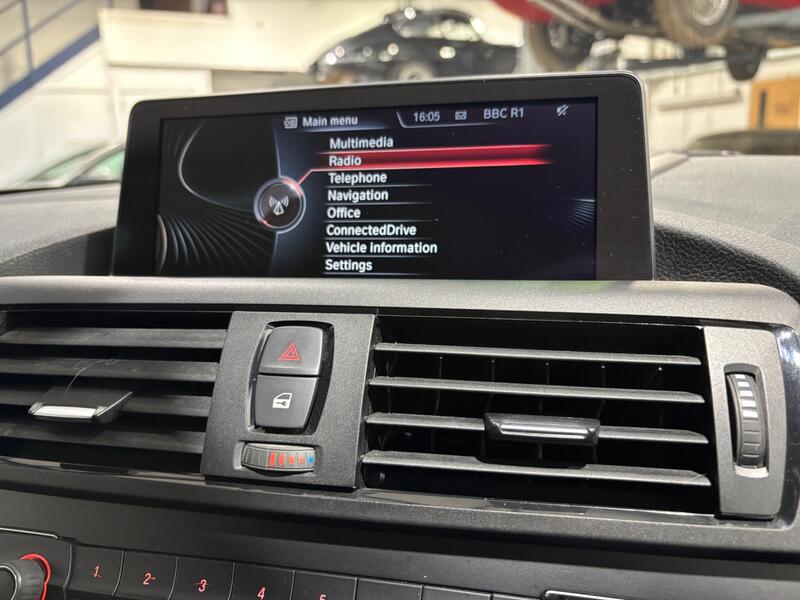 E12561122ad94e2d961f6f1fba065e5b