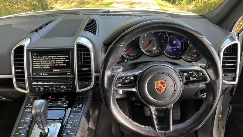 2015 Porsche Cayenne — photo 30