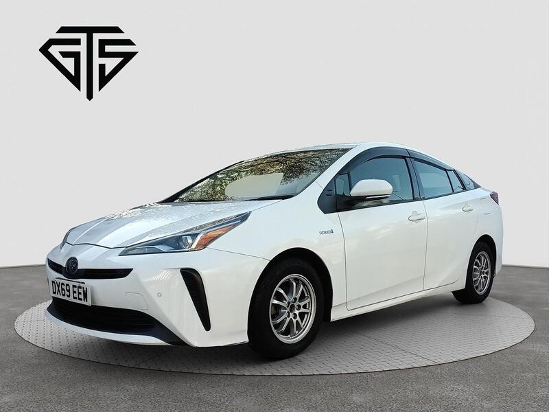 Toyota Prius view 7