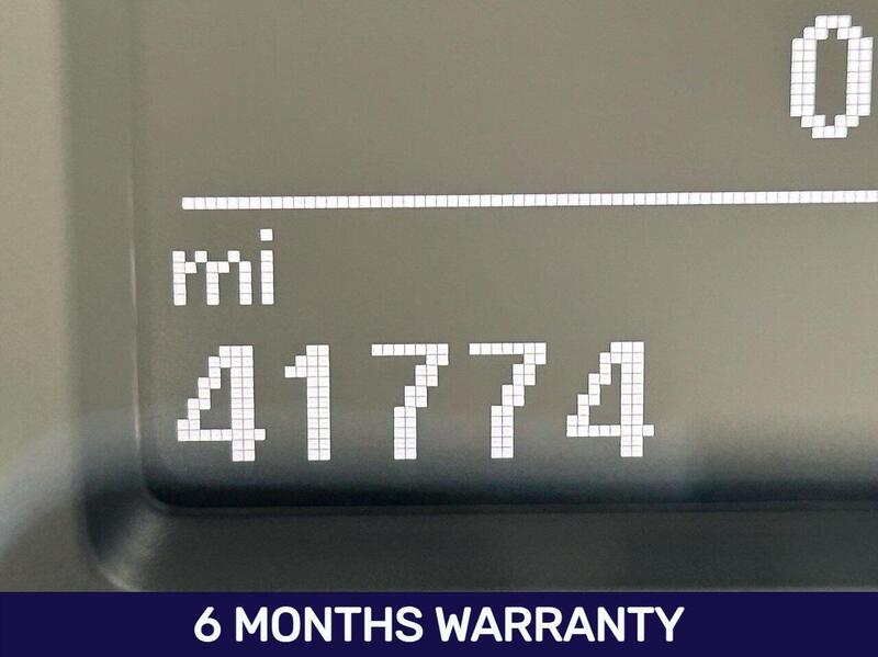 Volkswagen Transporter Shuttle view 2