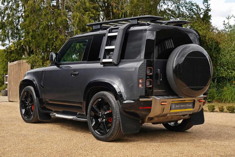 Land Rover Defender view 4