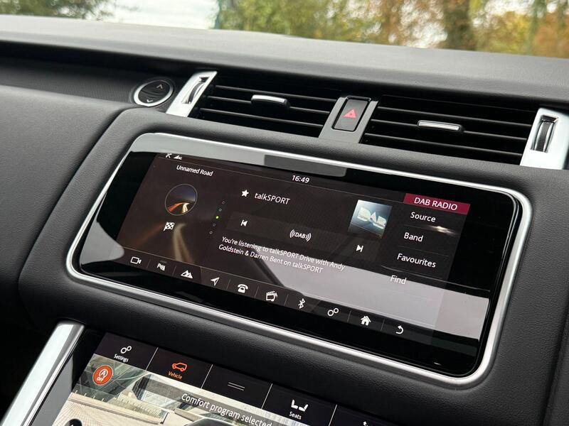 Land Rover Range Rover Sport view 30