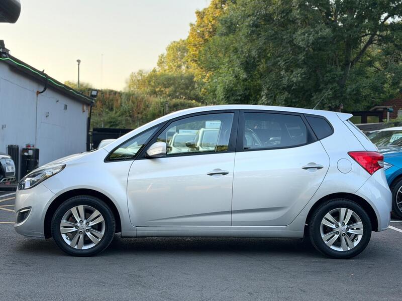 Hyundai Ix20 view 6