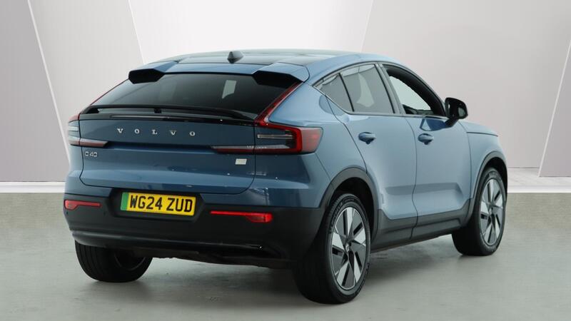 Volvo C40 view 2