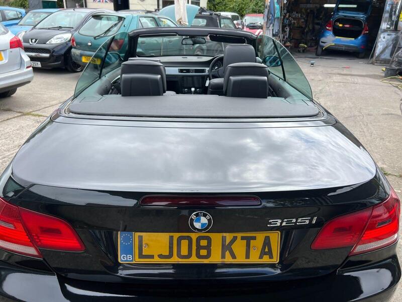 BMW 3 Series view 6