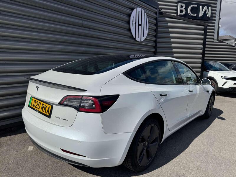 Tesla Model 3 view 3