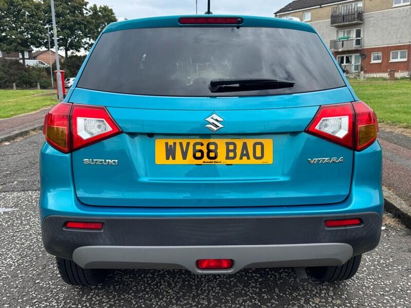Suzuki Vitara view 4