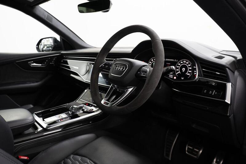 Audi Audi RSQ8 view 2