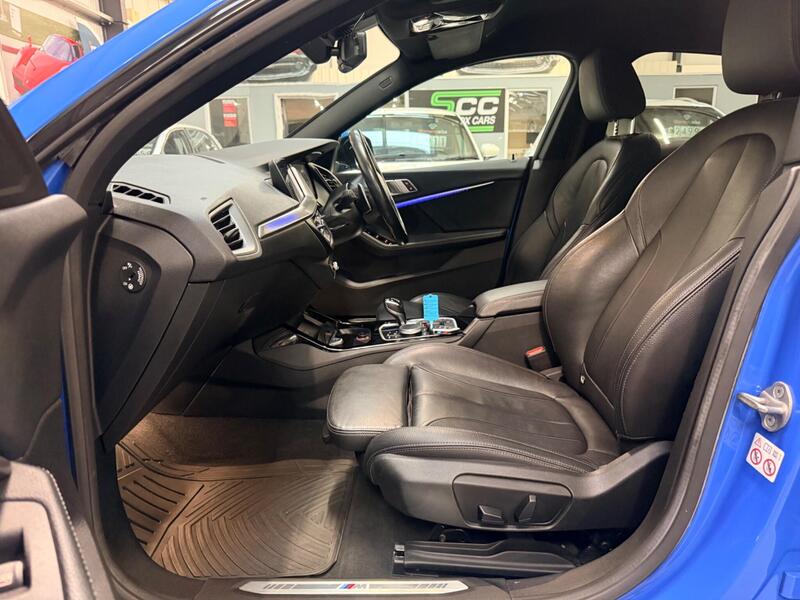 BMW 2 Series view 4