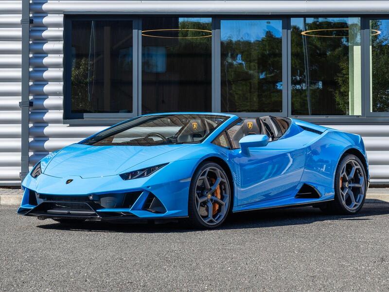 Lamborghini Huracan view 7
