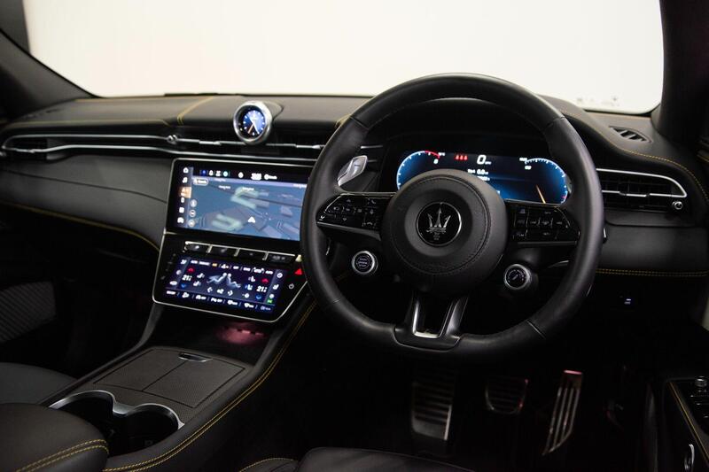 Maserati Grecale view 3