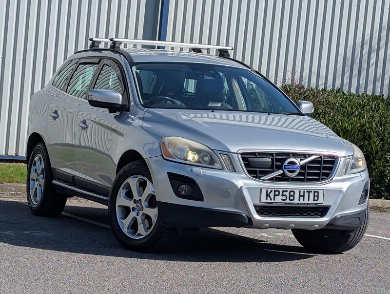 2009 Volvo XC60 in Silver for sale