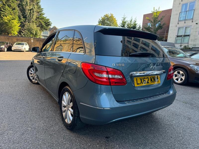 Mercedes-Benz B Class view 4