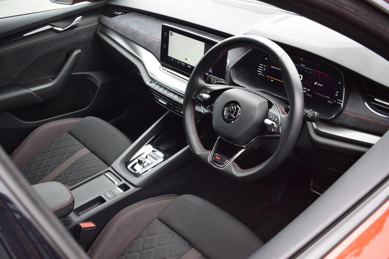 Skoda Octavia view 3