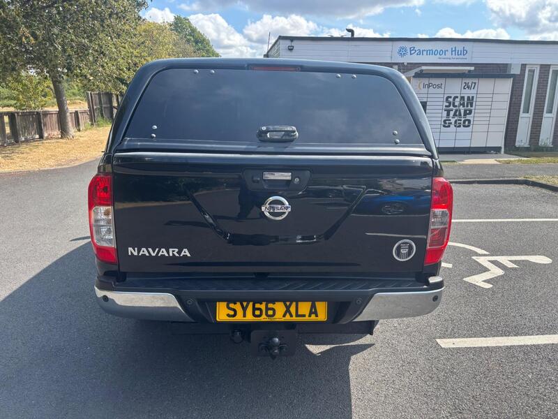 Nissan Navara view 6