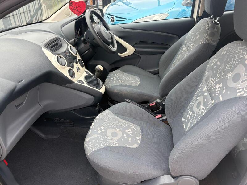 Ford Edge view 7