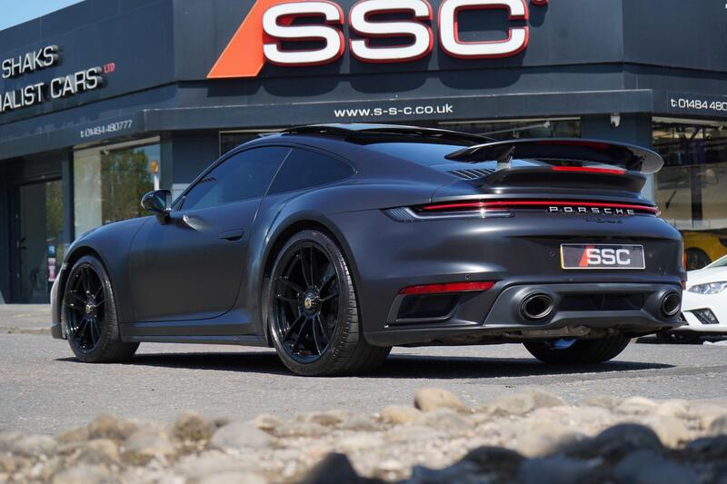 Porsche 911 view 2