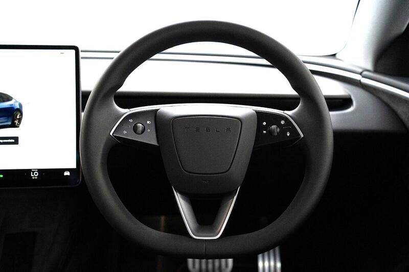 Tesla Model 3 view 7
