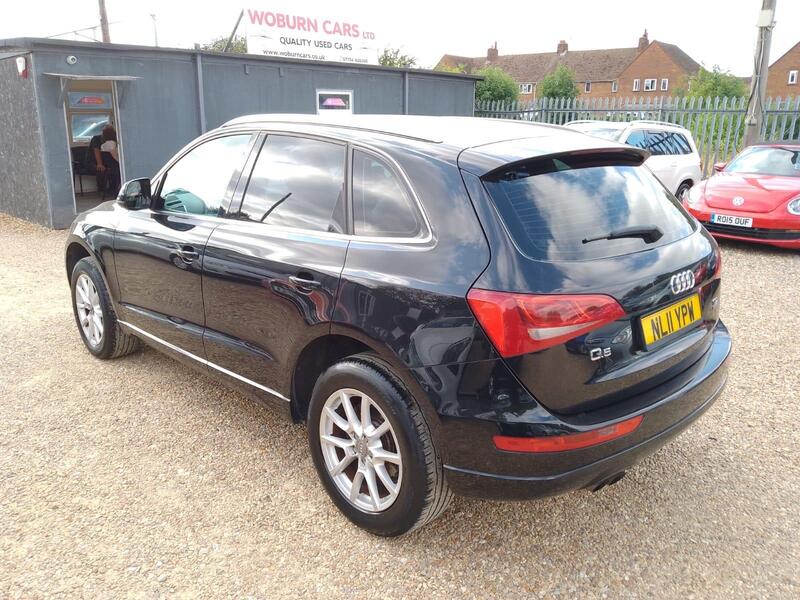 Audi Audi Q5 view 4
