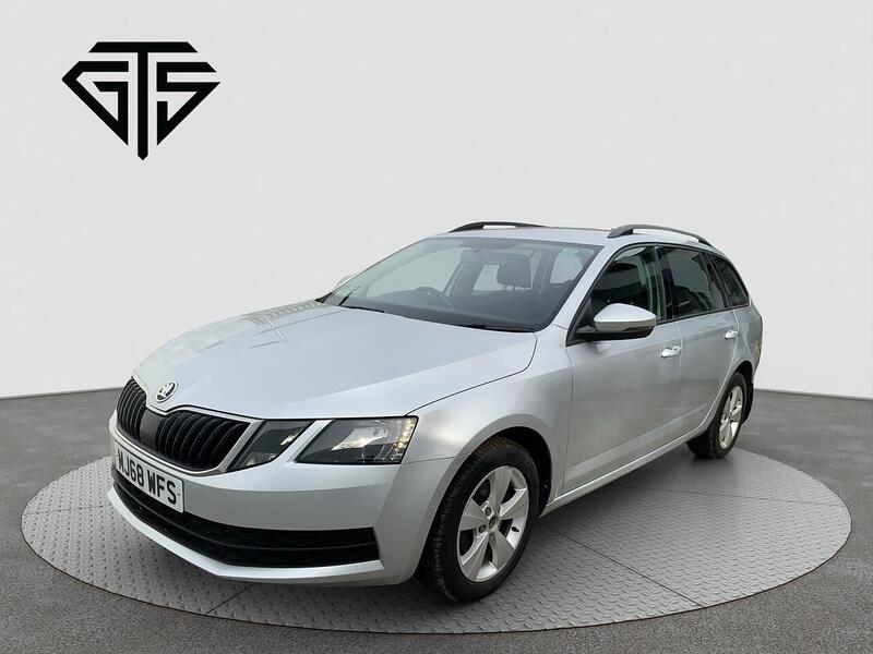 Skoda Octavia view 7