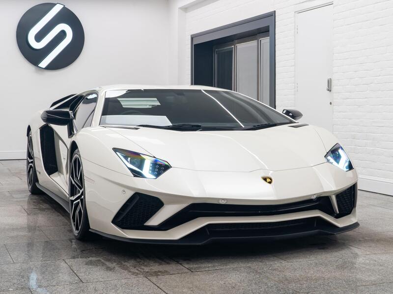 Lamborghini Aventador view 2