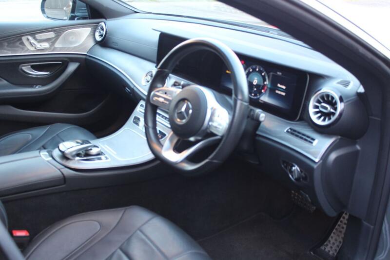 Mercedes-Benz CLS view 5