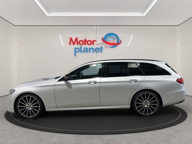 Mercedes-Benz E Class view 4