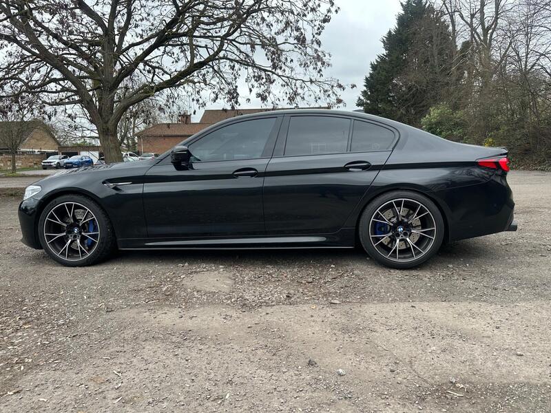 BMW M5 view 7