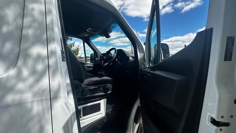 2026 Mercedes-Benz Sprinter — photo 9