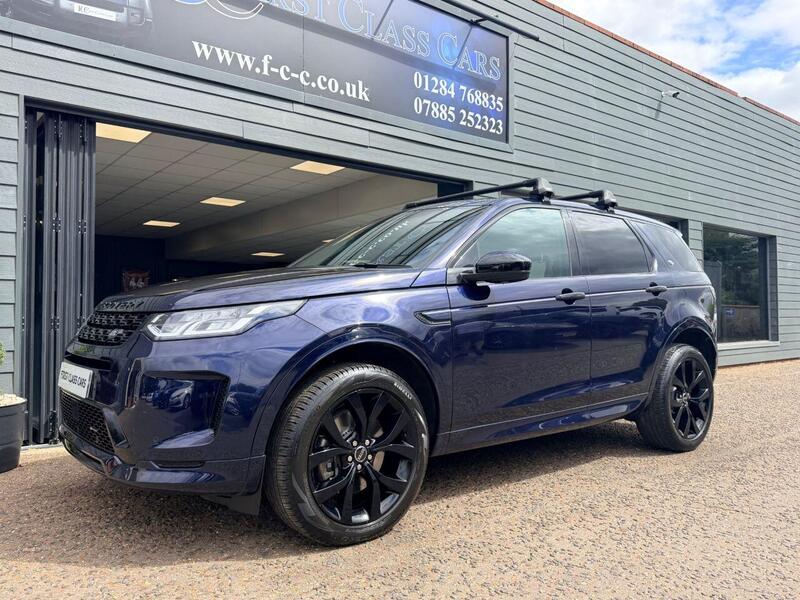 Land Rover Discovery Sport view 4