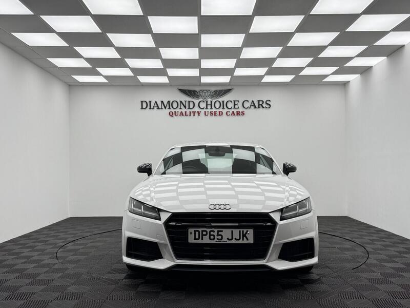 Audi TT view 2