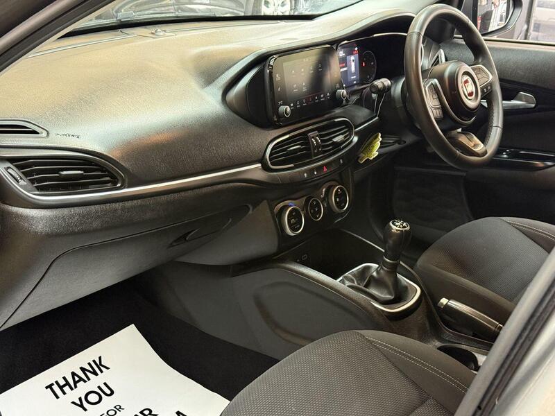 Fiat Tipo view 19