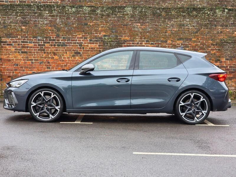 Cupra Leon view 2