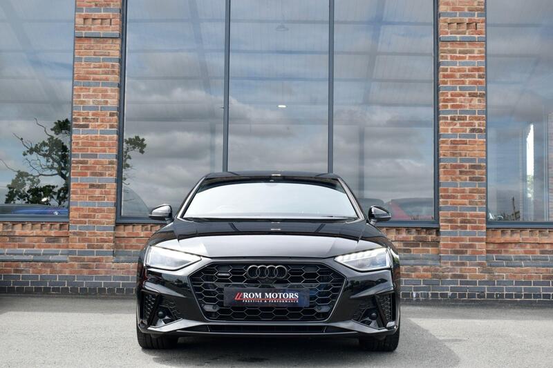 Audi A4 view 4