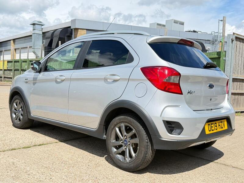 Ford Ka+ view 5