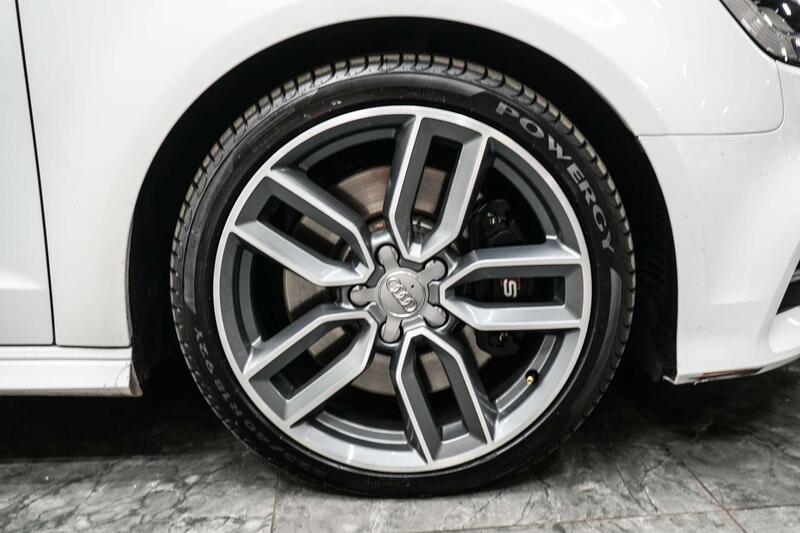 Audi Audi S3 view 7