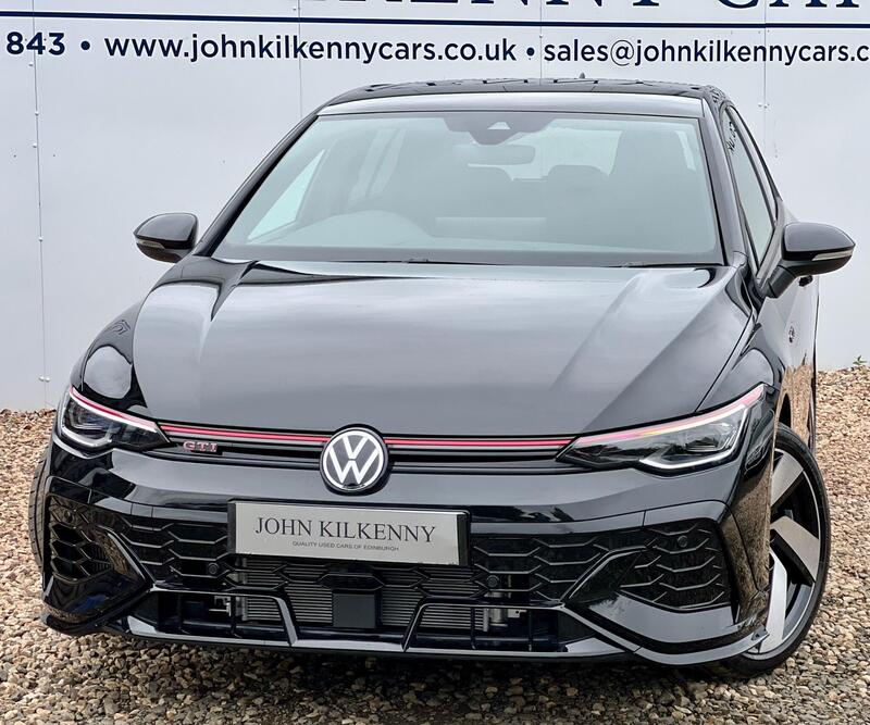 Volkswagen Golf view 3