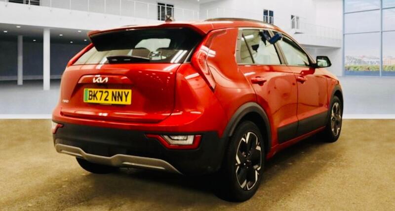 Kia Niro view 4