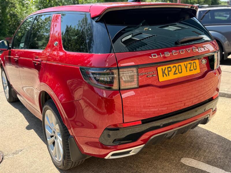 Land Rover Discovery Sport view 6