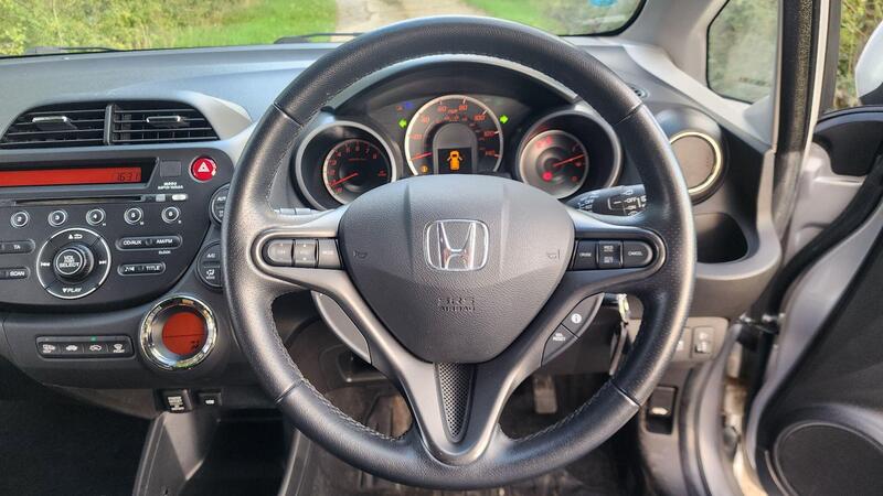 2015 Honda Jazz — photo 31