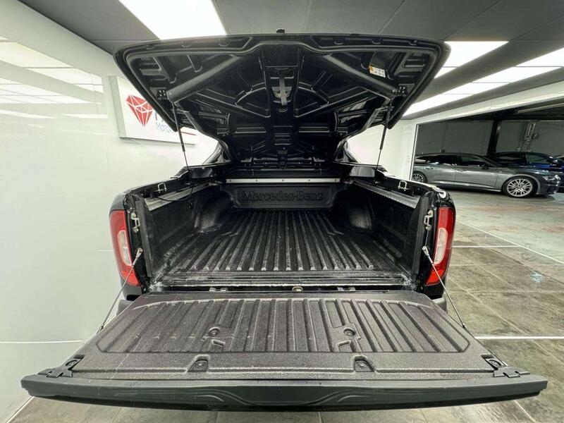 Mercedes-Benz X-Class view 40