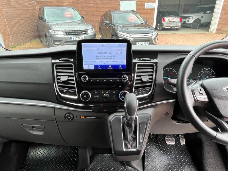 Ford Tourneo Custom view 70