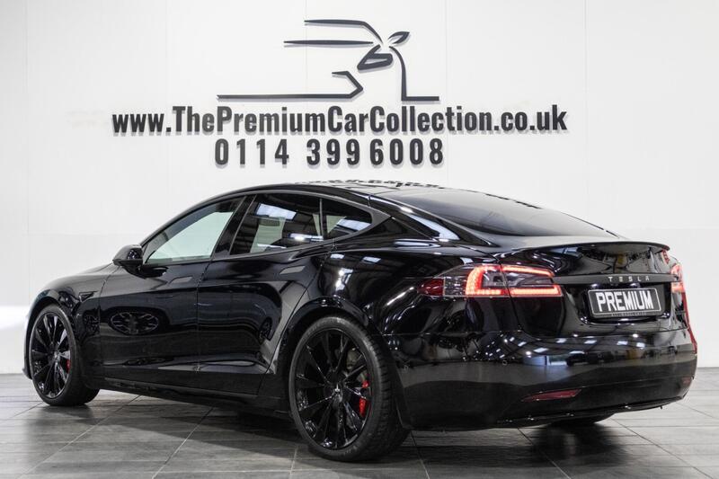 Tesla Model S view 5